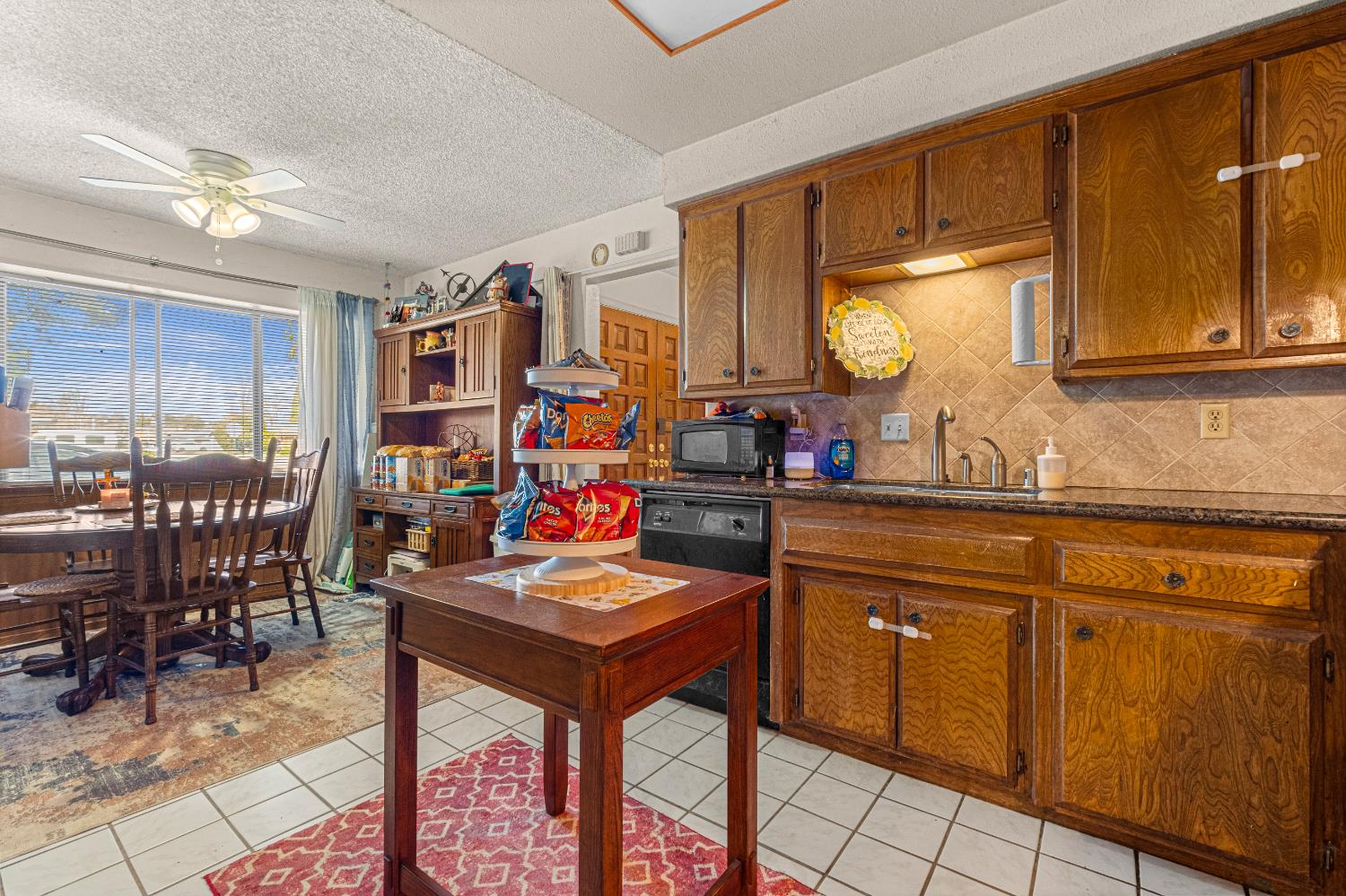 6823 Greenhaven Drive