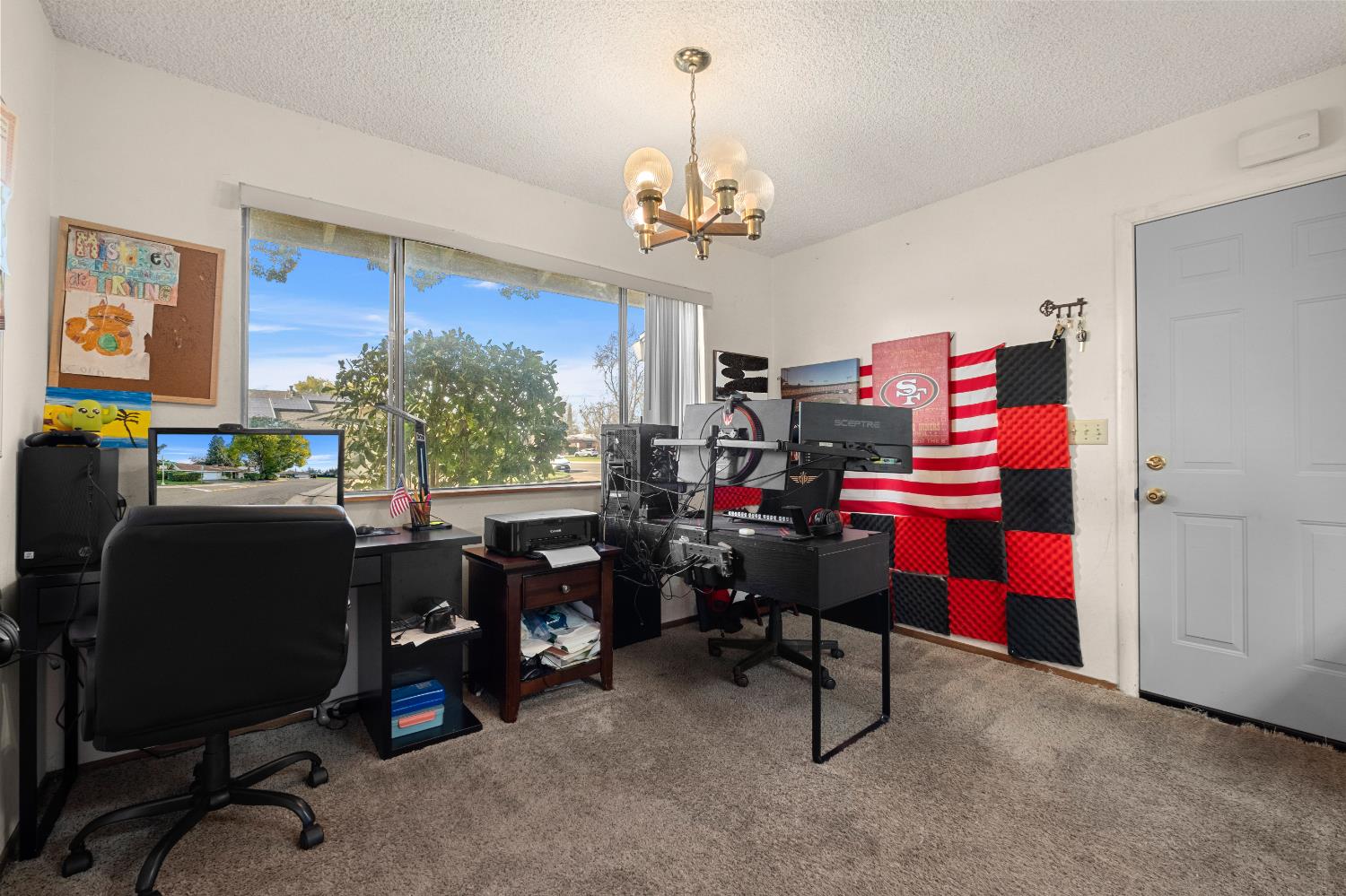 6823 Greenhaven Drive