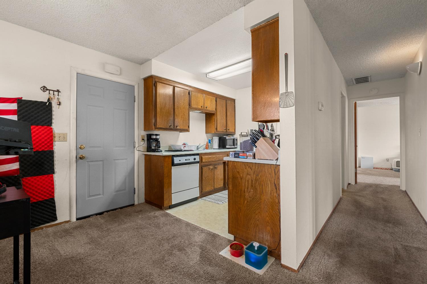 6823 Greenhaven Drive