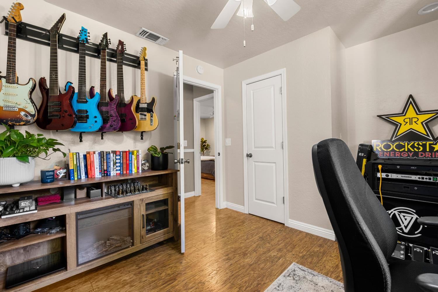 5371 Elite Court