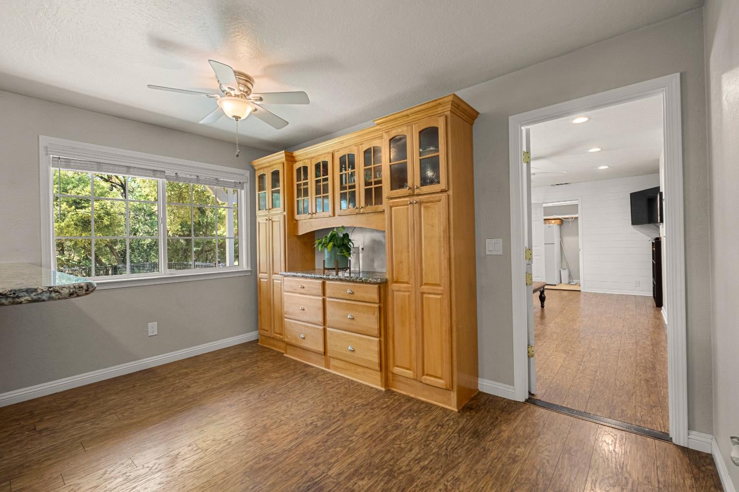 5371 Elite Court