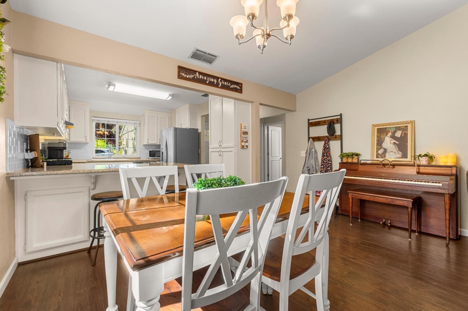 3328 Village Court