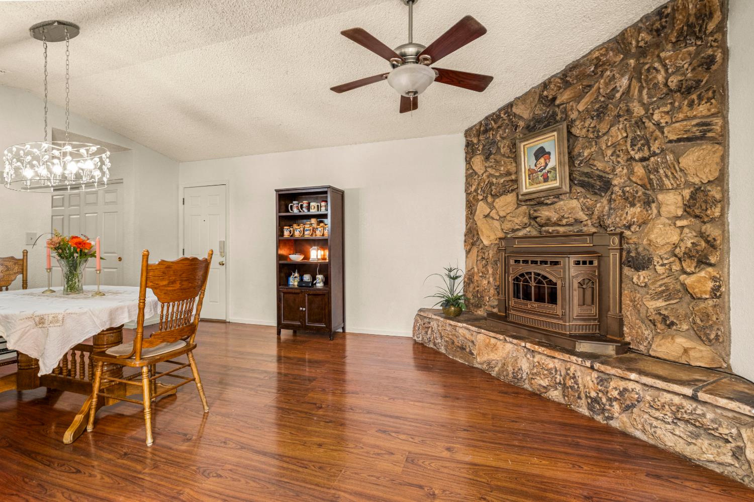 2753 Sterling Way
