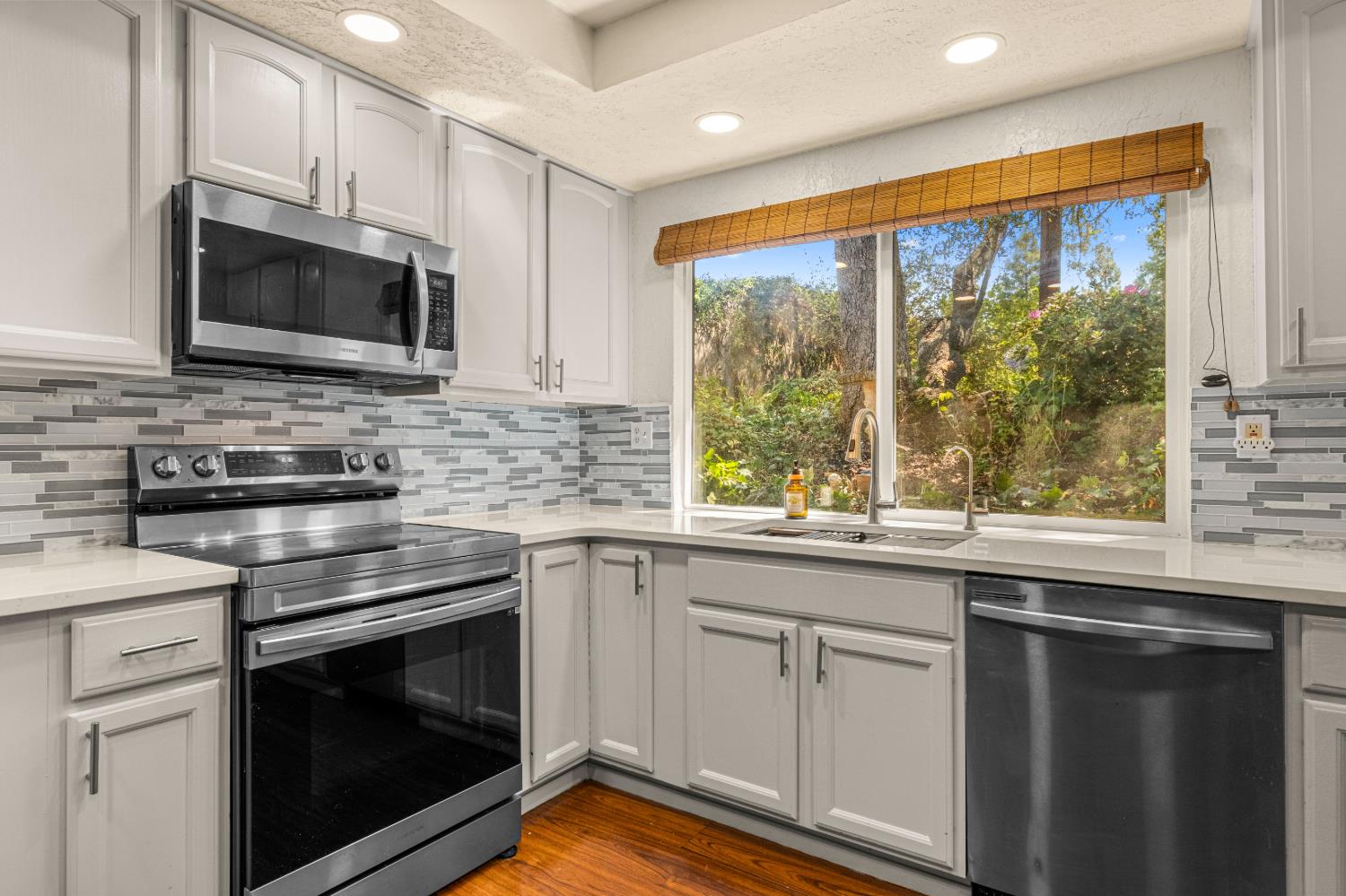 2753 Sterling Way