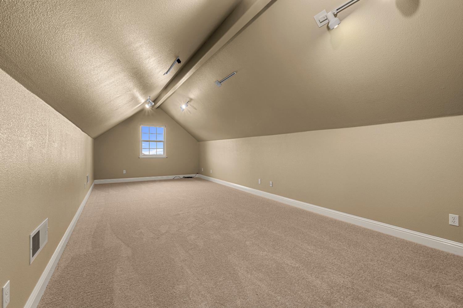 4029 Schelin Court