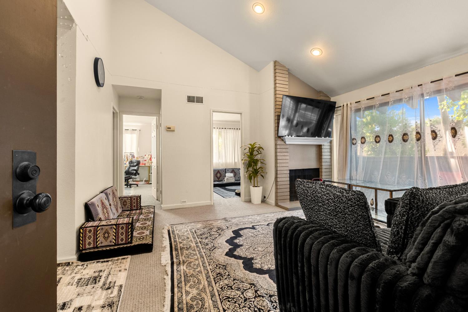 2229 Woodside Lane 8