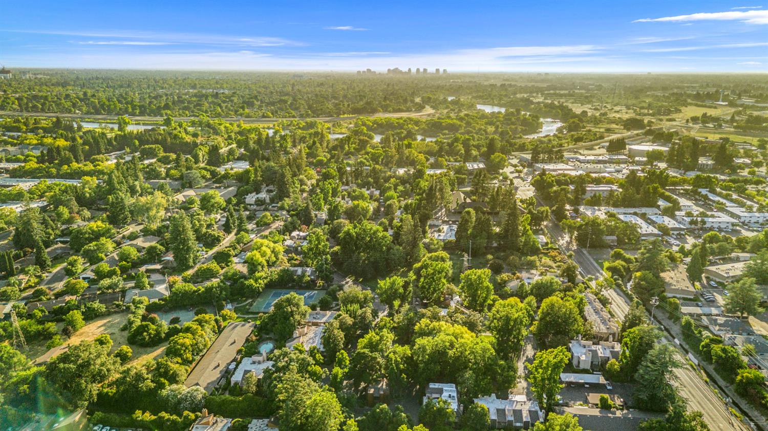 2229 Woodside Lane 8
