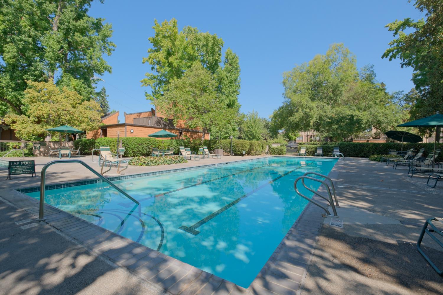 2229 Woodside Lane 8