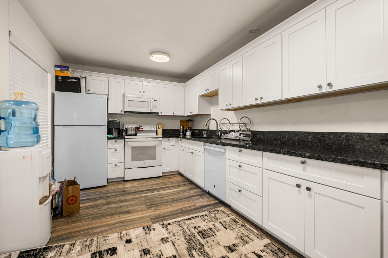 2229 Woodside Lane 8