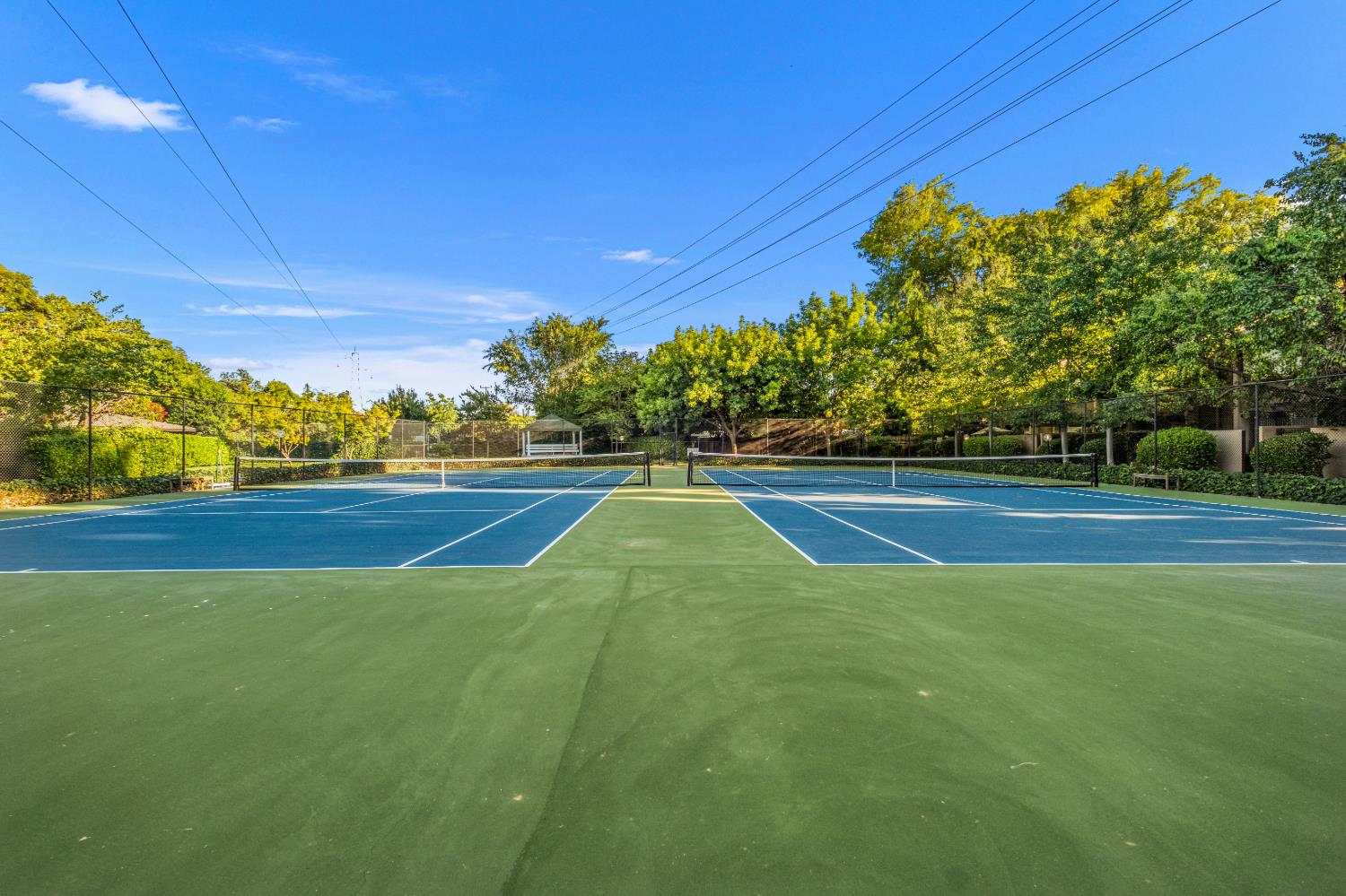 2229 Woodside Lane 8