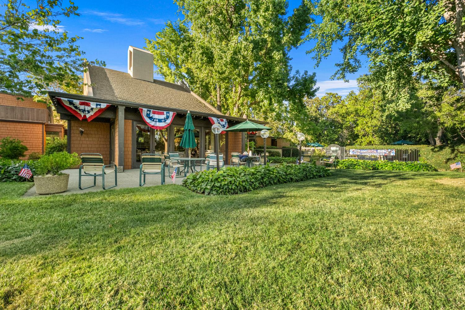 2229 Woodside Lane 8