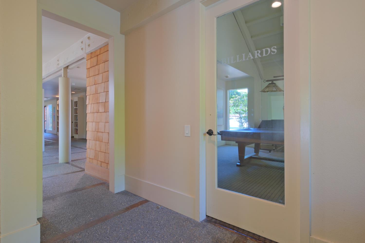 2229 Woodside Lane 8