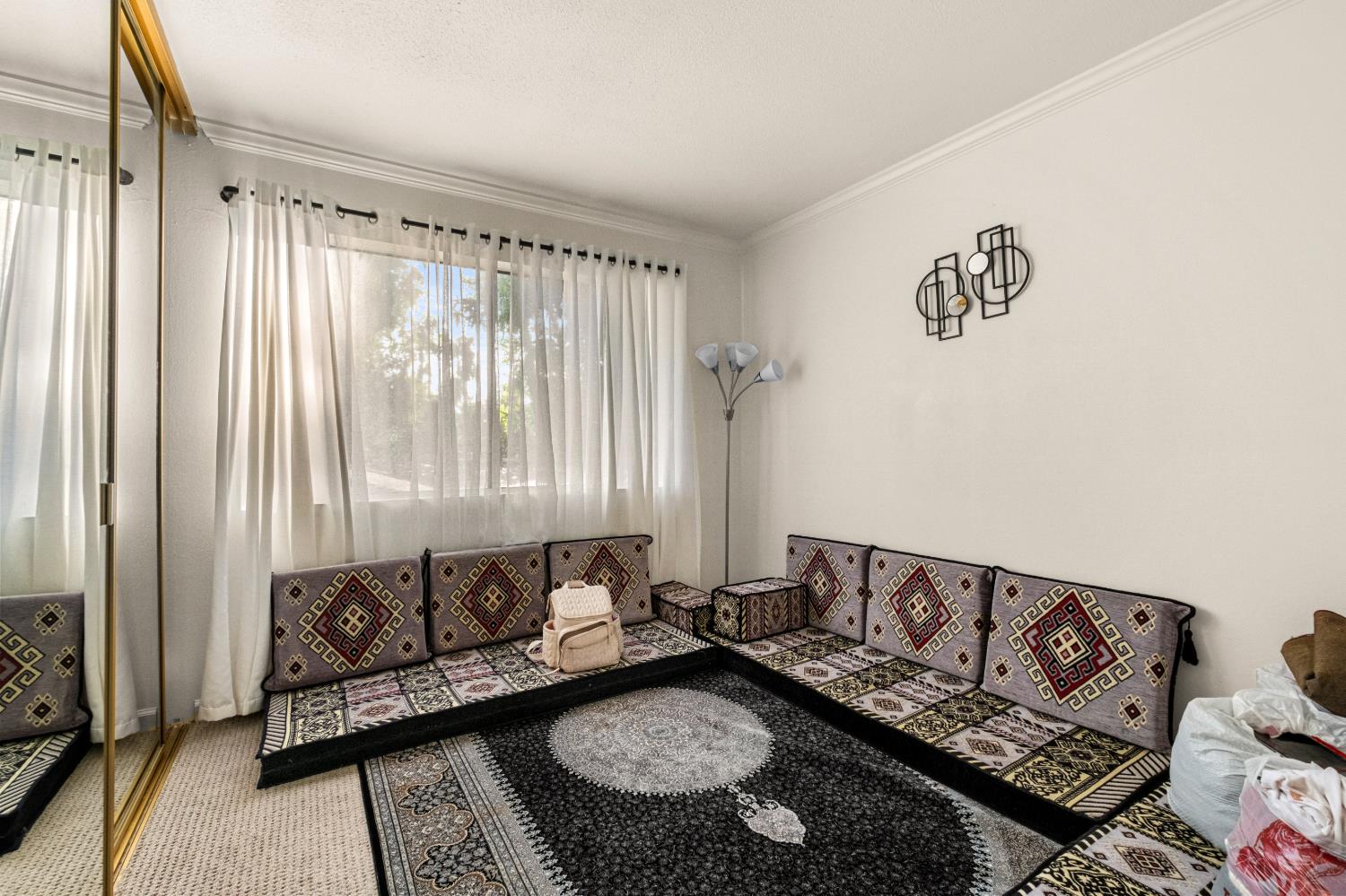 2229 Woodside Lane 8