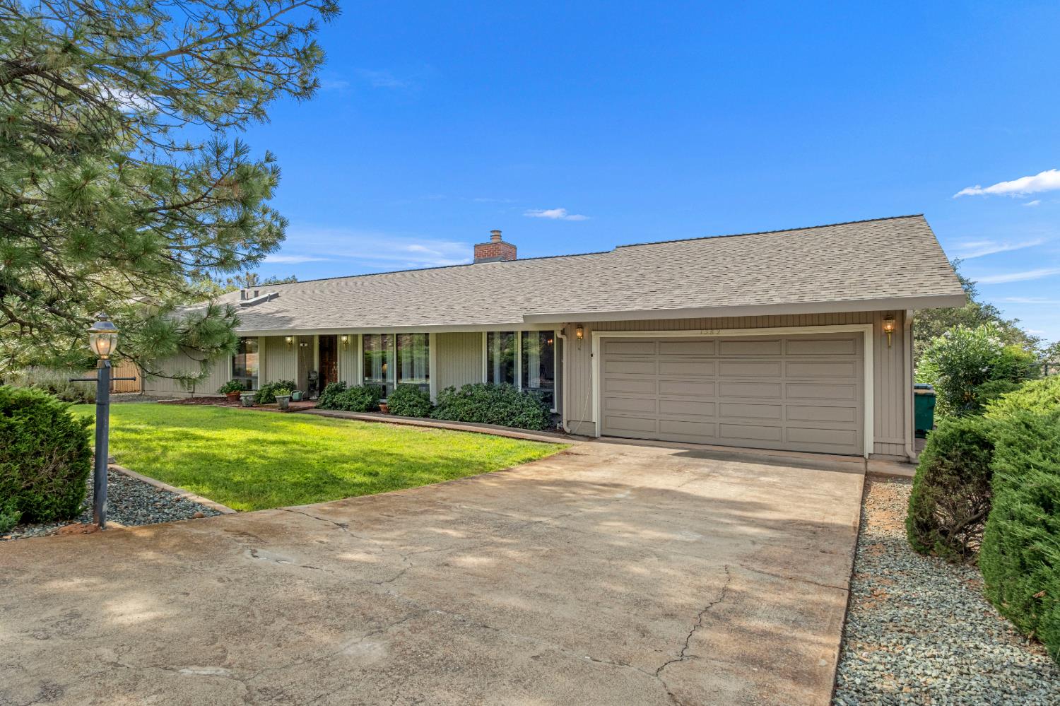 1582 Barrett Drive
