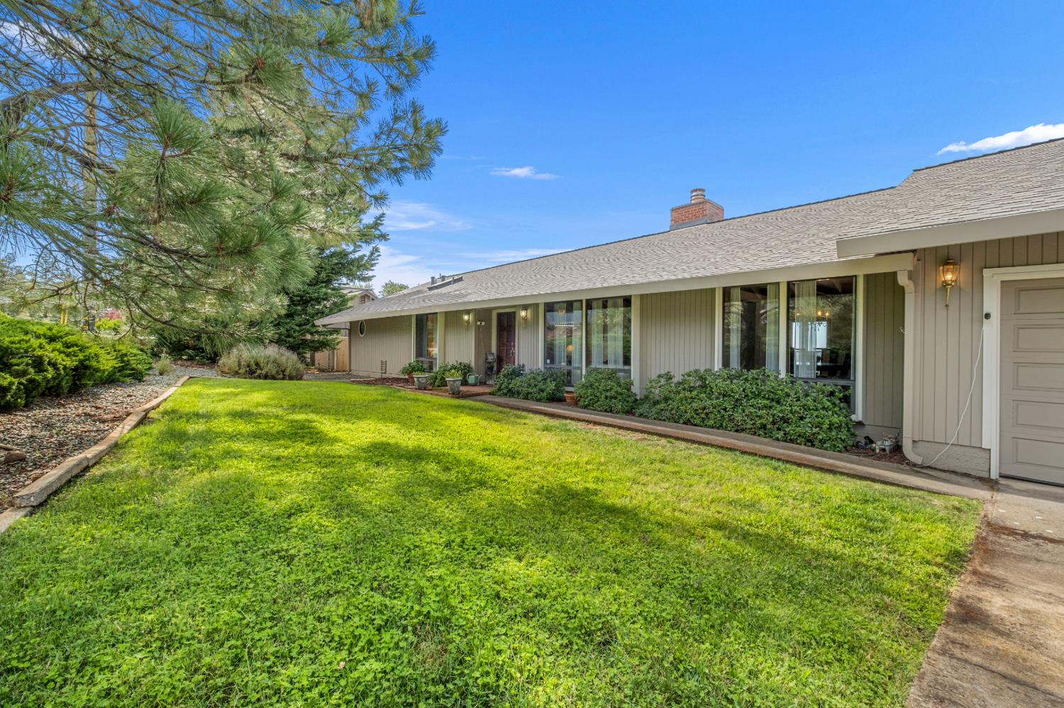 1582 Barrett Drive