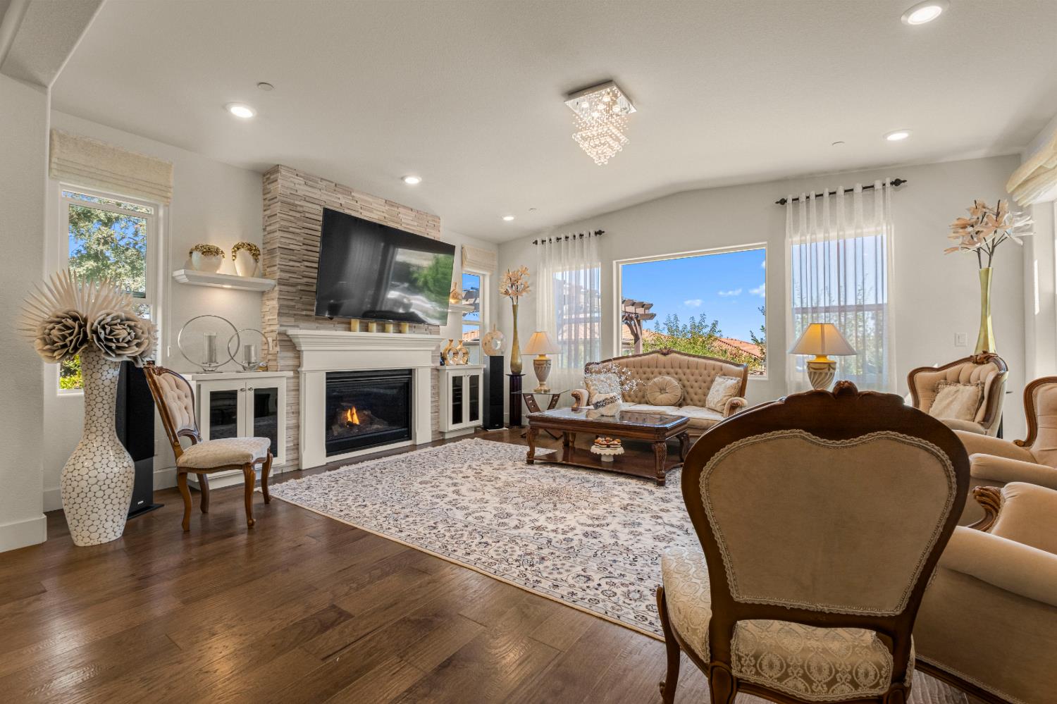 1721 Olive Heights Court