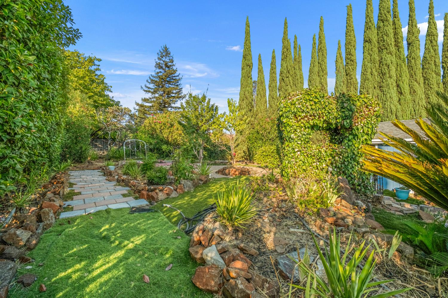 2841 Montebello Way