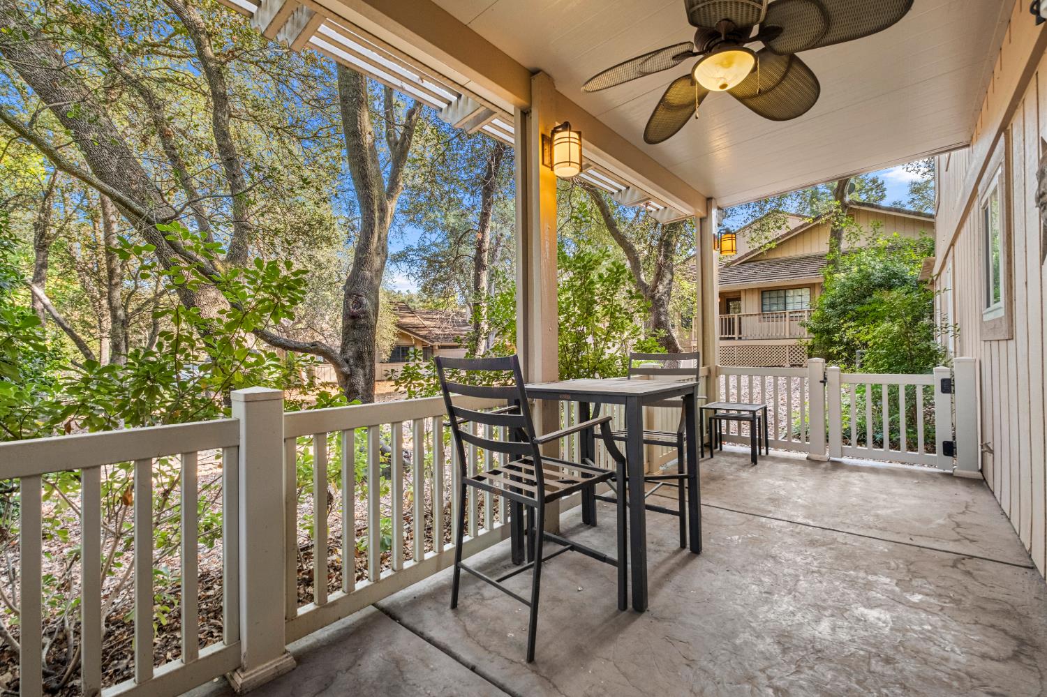 7458 Black Tree Lane