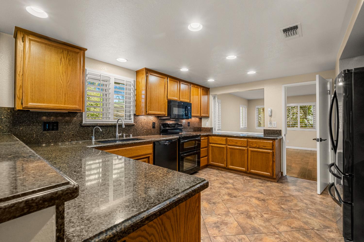 7458 Black Tree Lane