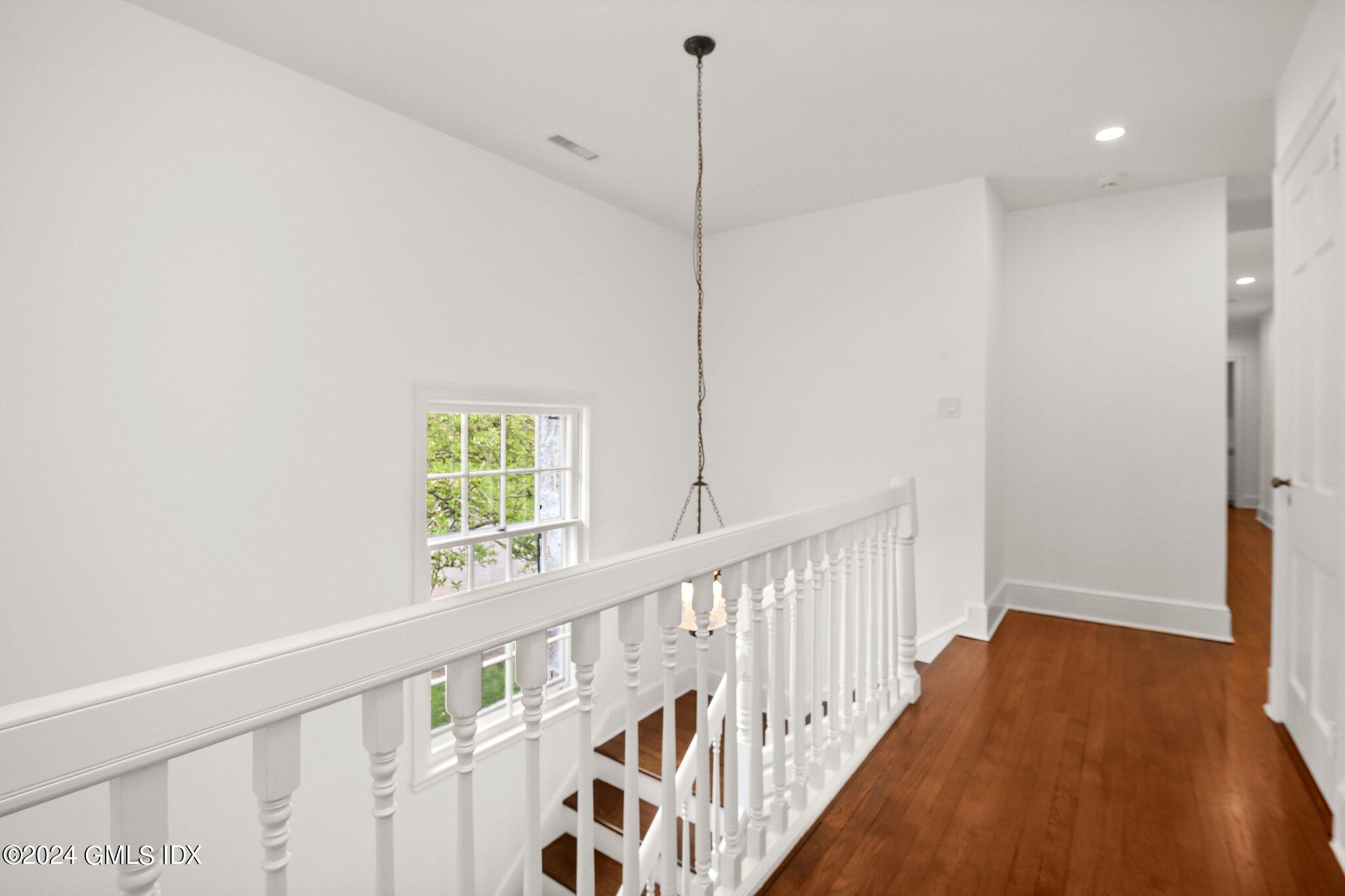 69 CLAPBOARD RIDGE Road