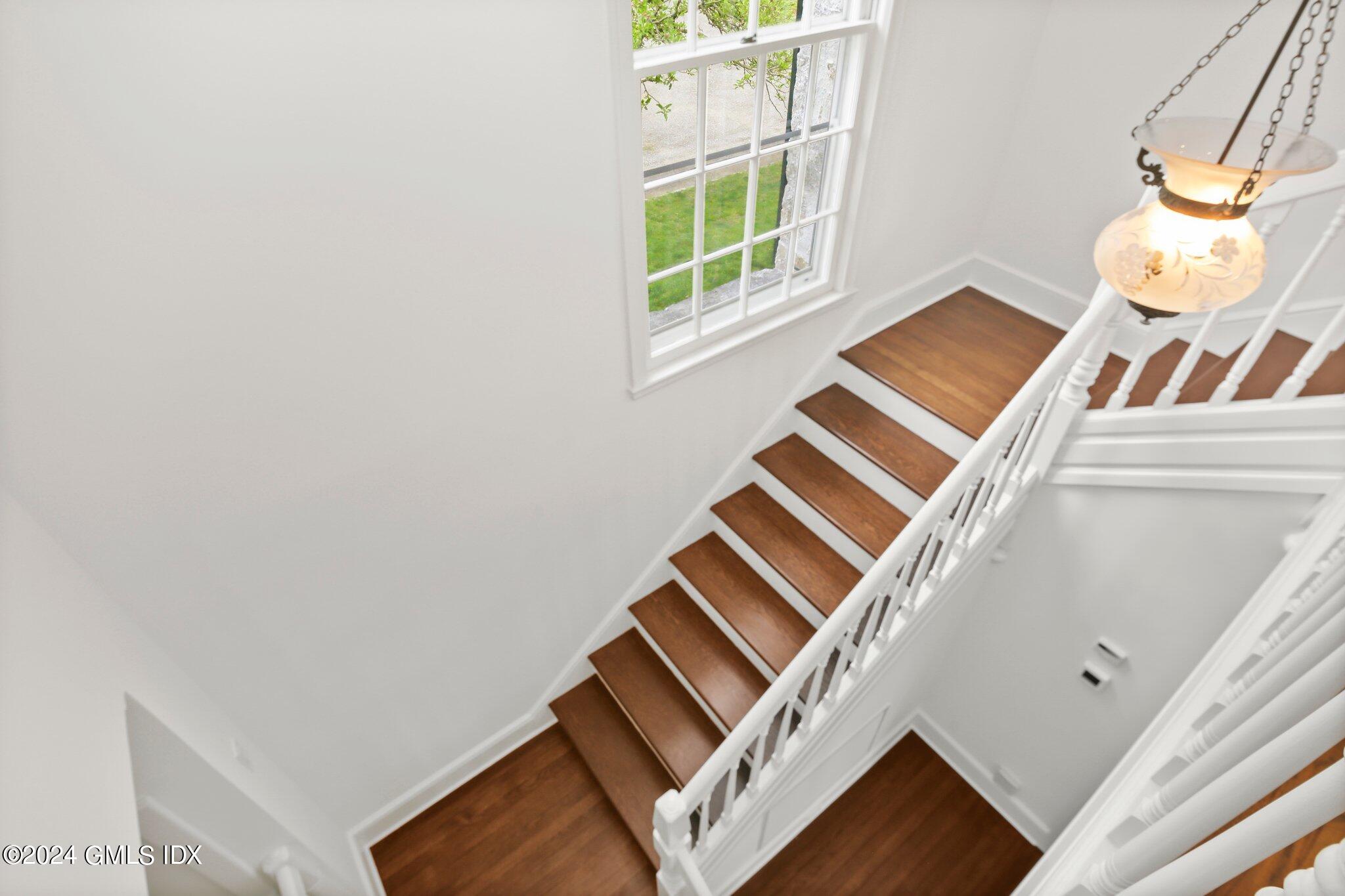 69 CLAPBOARD RIDGE Road