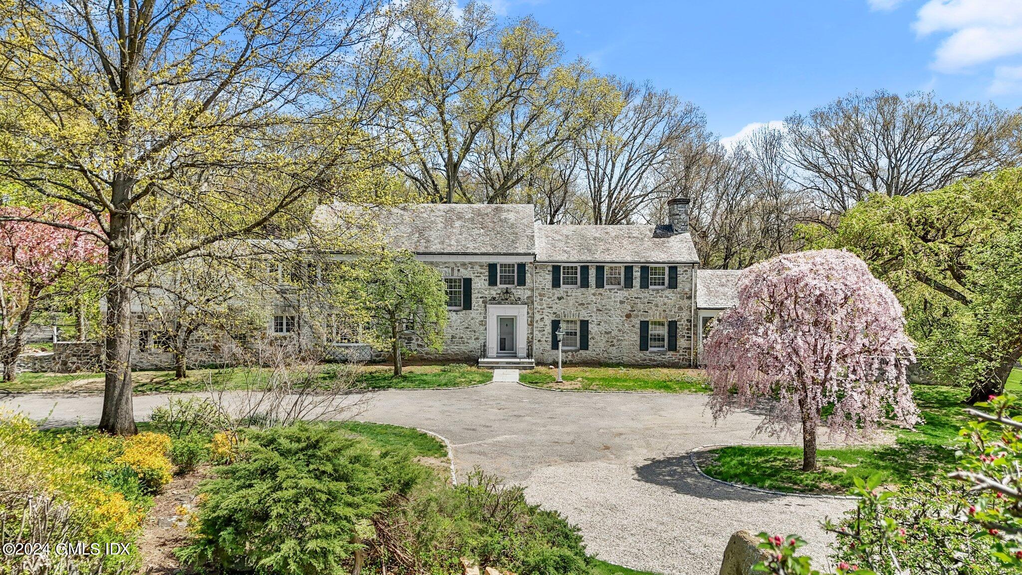 69 CLAPBOARD RIDGE Road