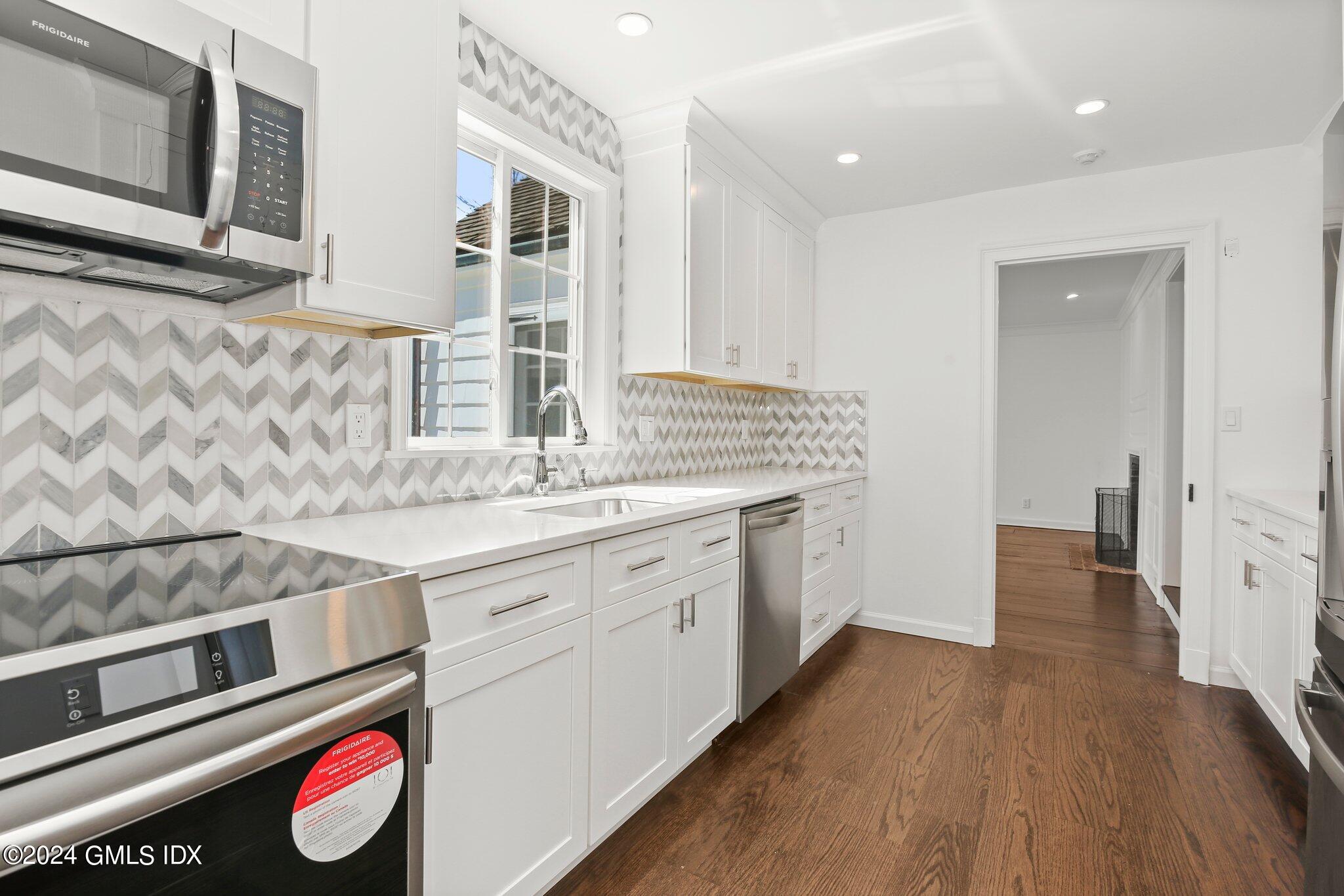 69 CLAPBOARD RIDGE Road