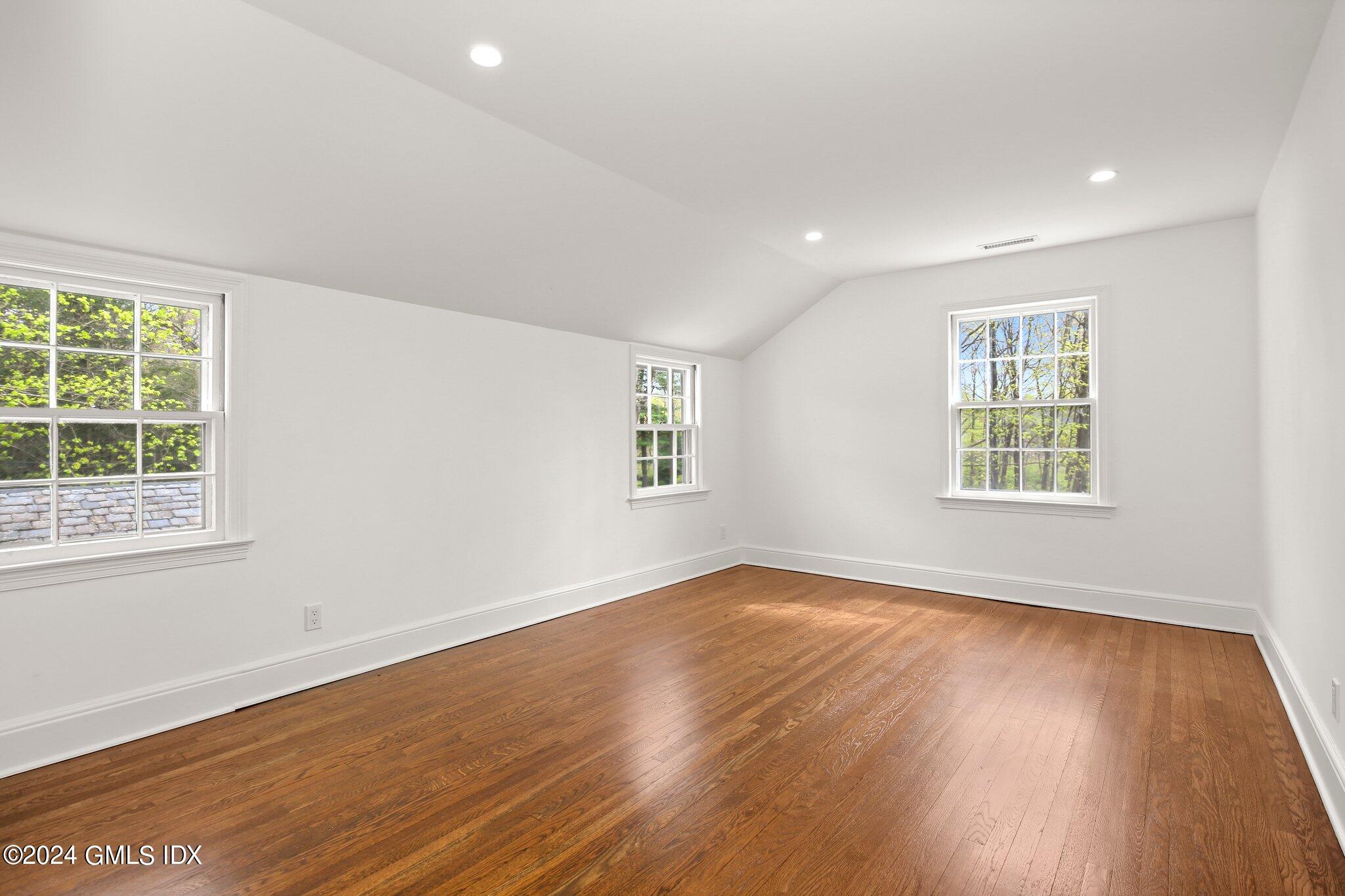 69 CLAPBOARD RIDGE Road