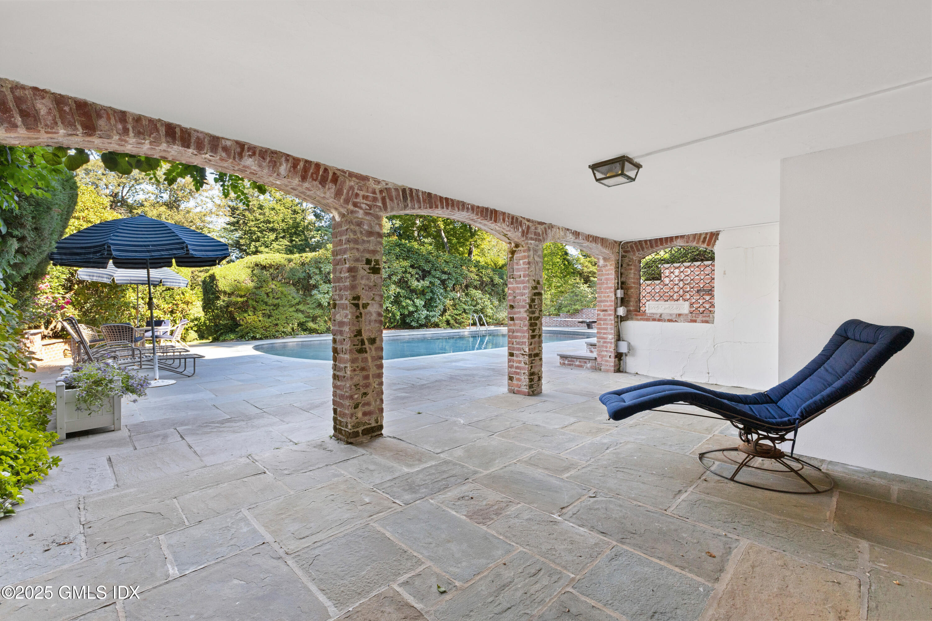 11 BOBOLINK Lane