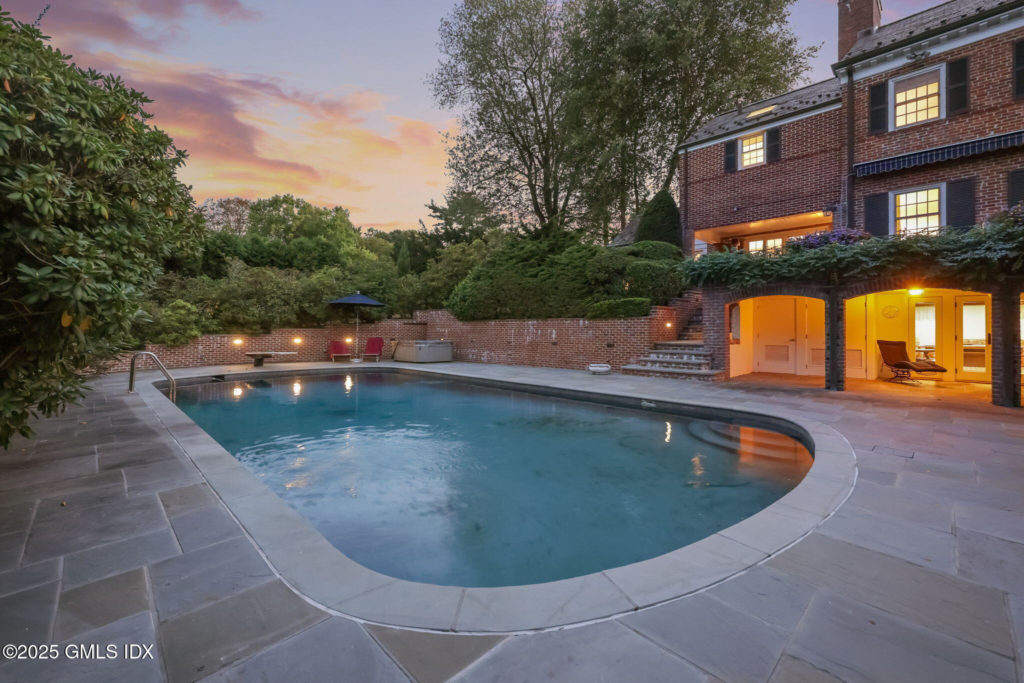 11 BOBOLINK Lane