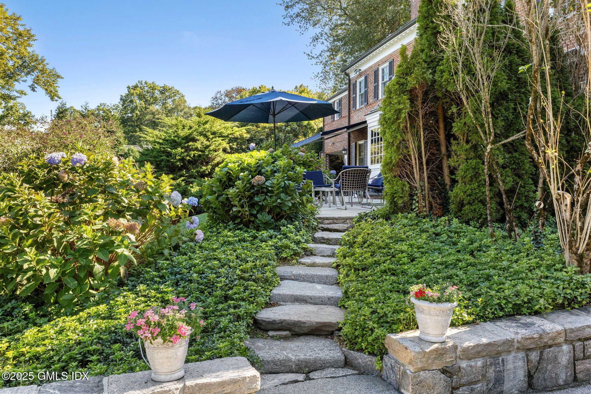 11 BOBOLINK Lane