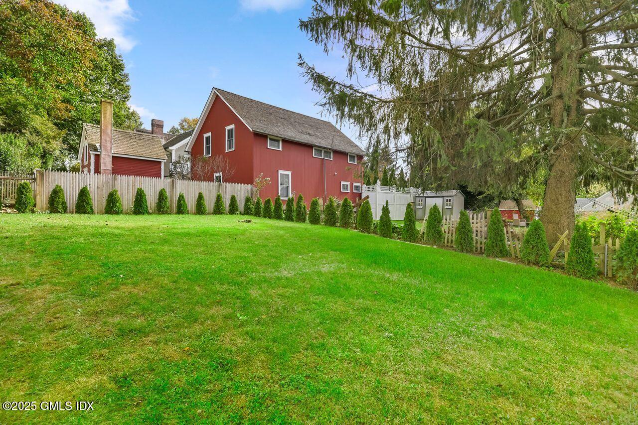 18 Park Avenue, Old Greenwich