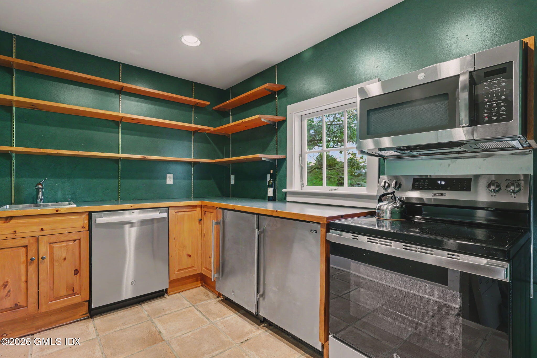 195 Old Mill Road