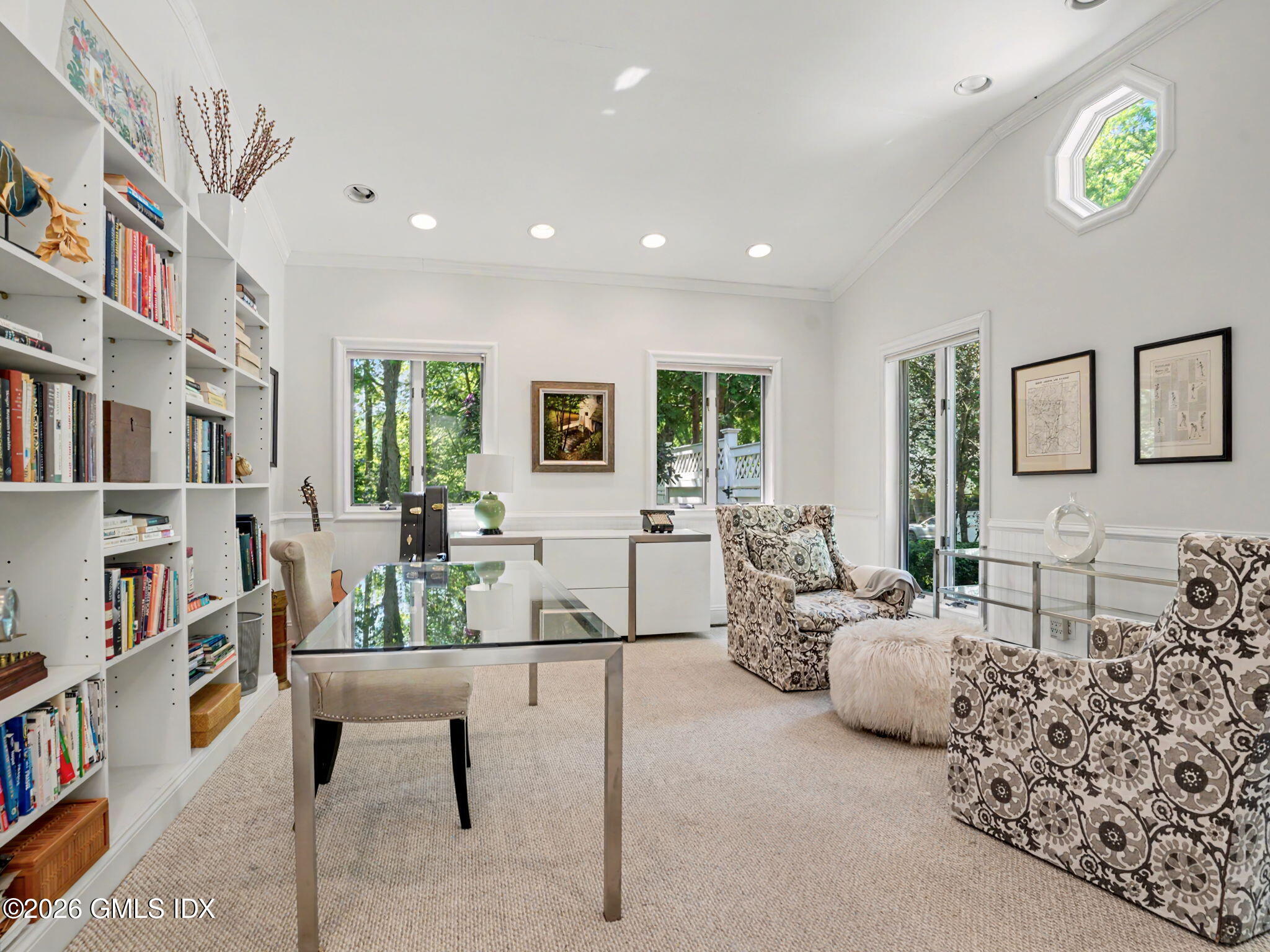12 Bailiwick Road