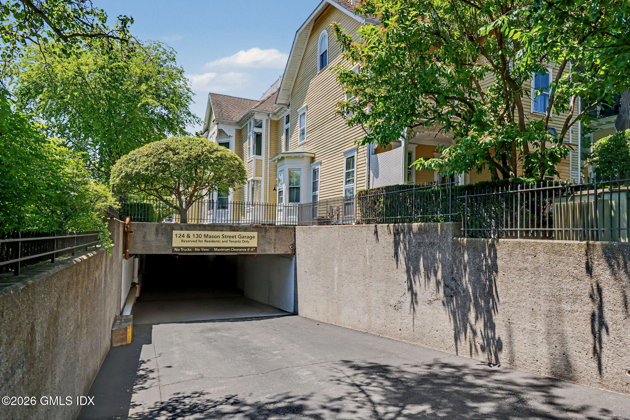 124 Mason Street 1