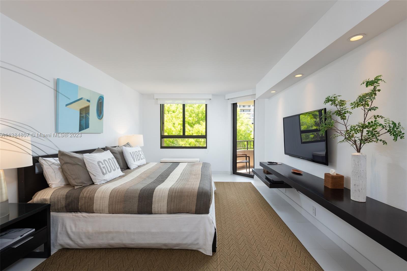 121 Crandon Blvd # 463
