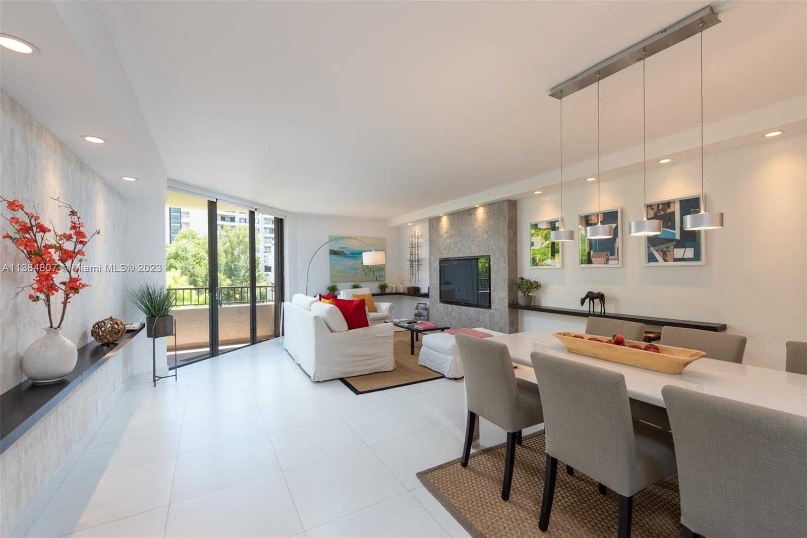 121 Crandon Blvd # 463