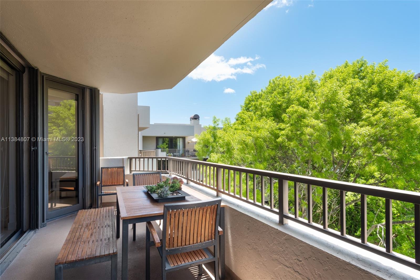 121 Crandon Blvd # 463