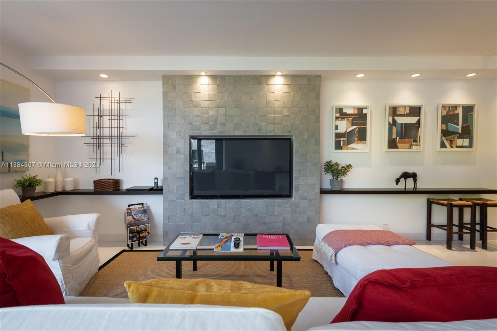 121 Crandon Blvd # 463