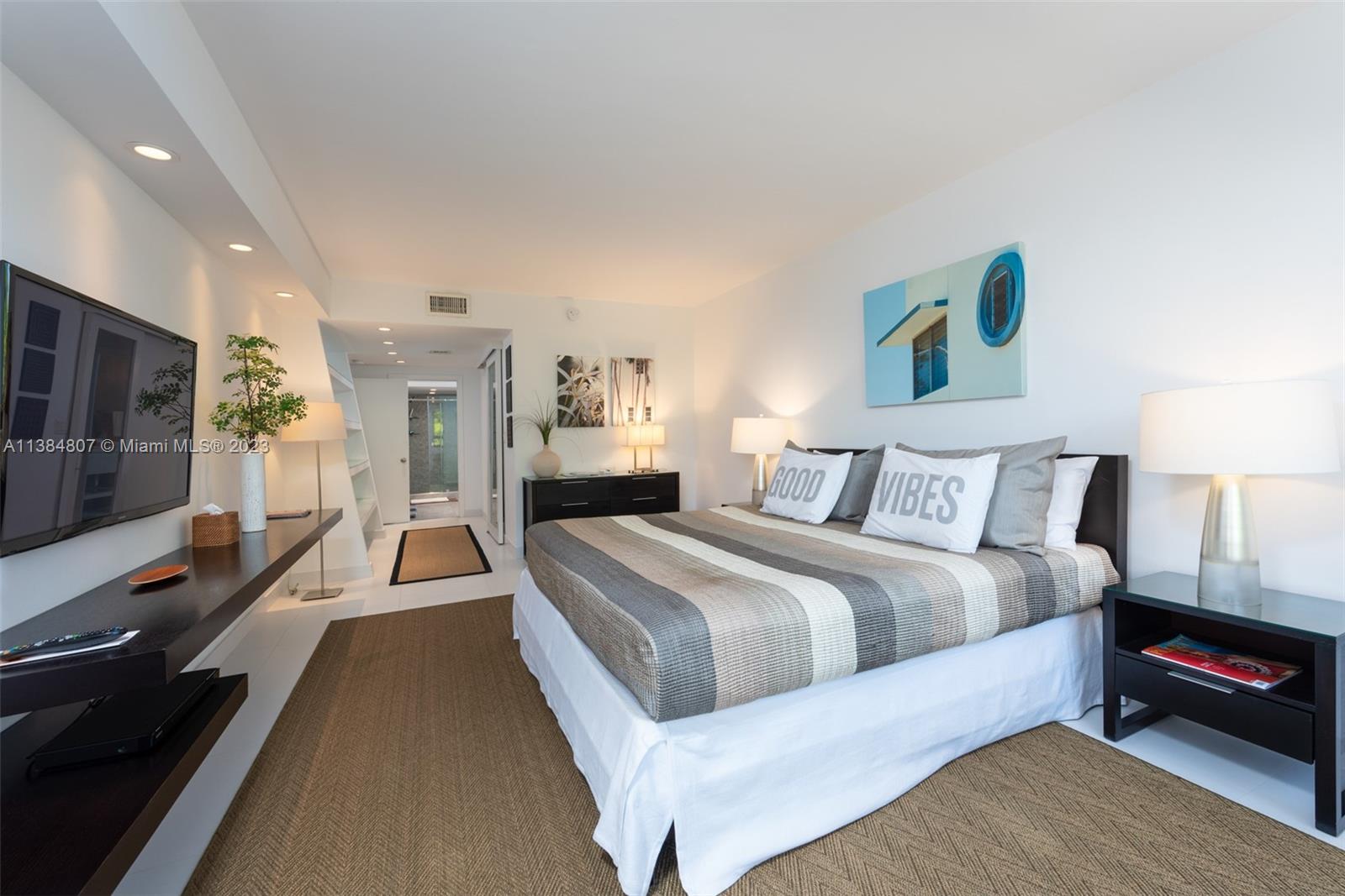 121 Crandon Blvd # 463