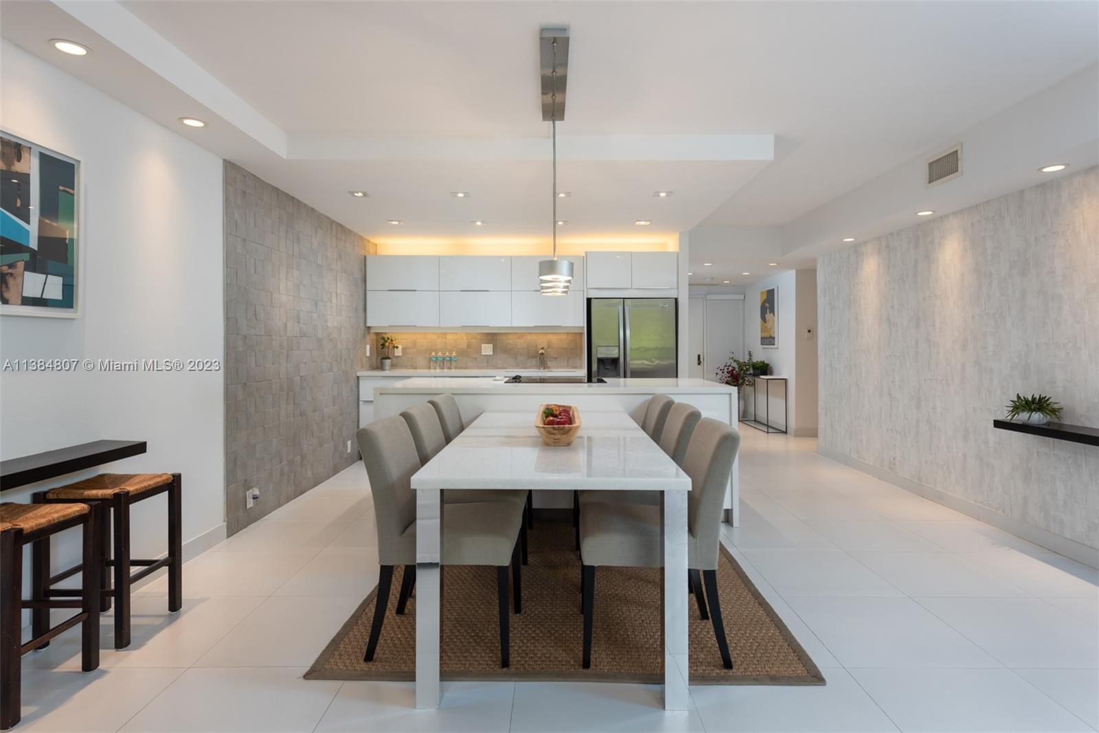 121 Crandon Blvd # 463