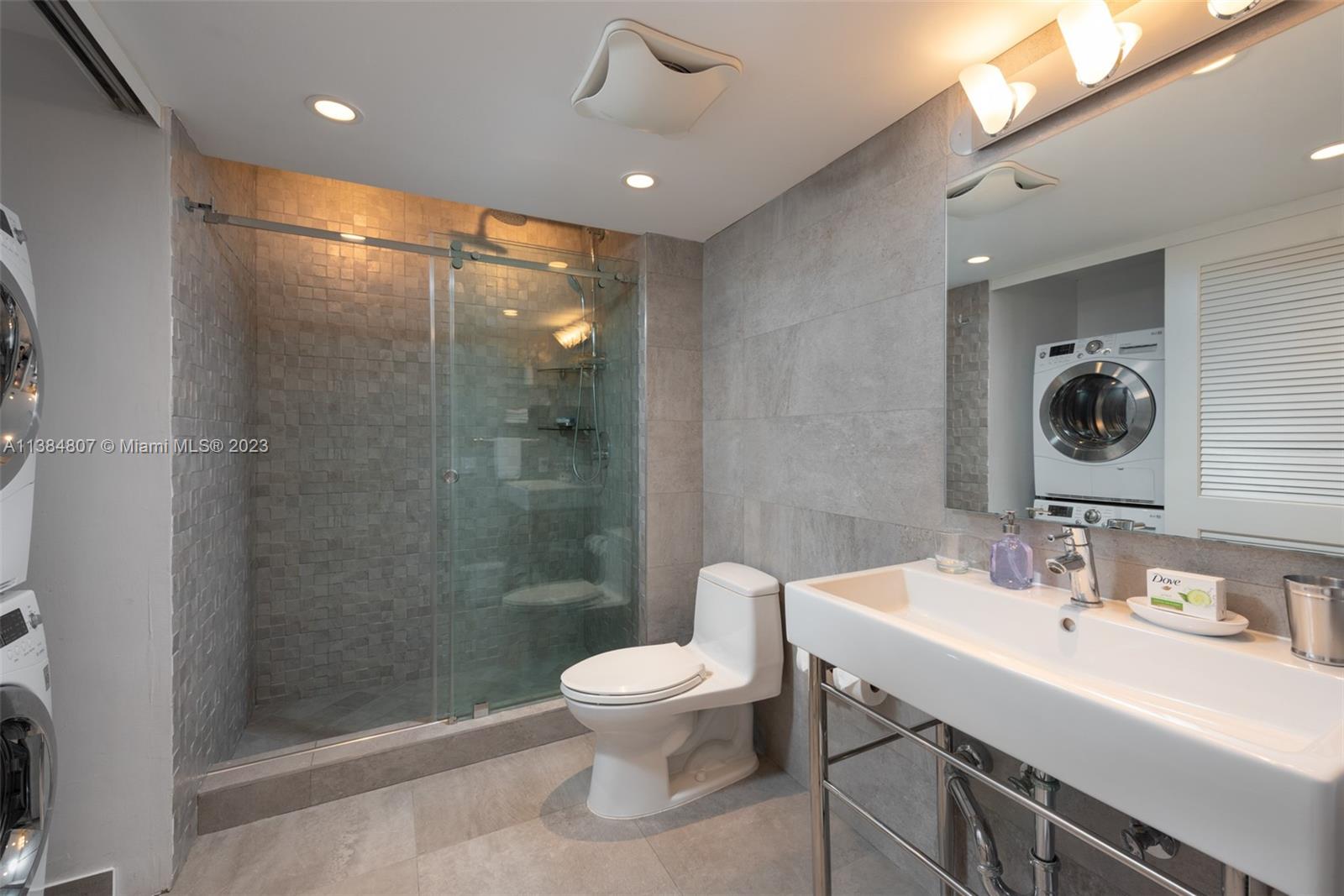 121 Crandon Blvd # 463