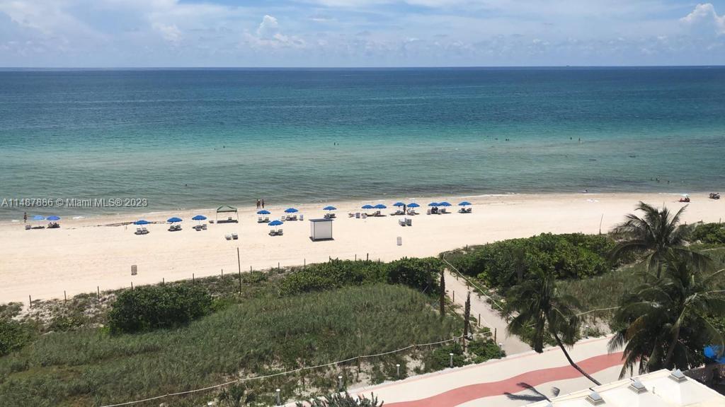 5555 Collins Ave Unit: 9E