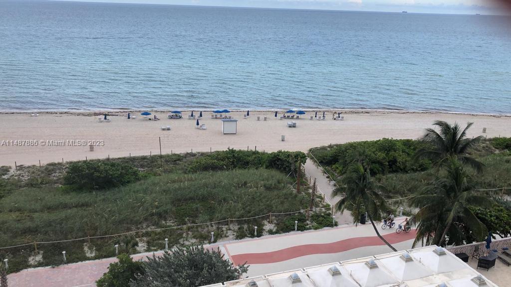 5555 Collins Ave Unit: 9E