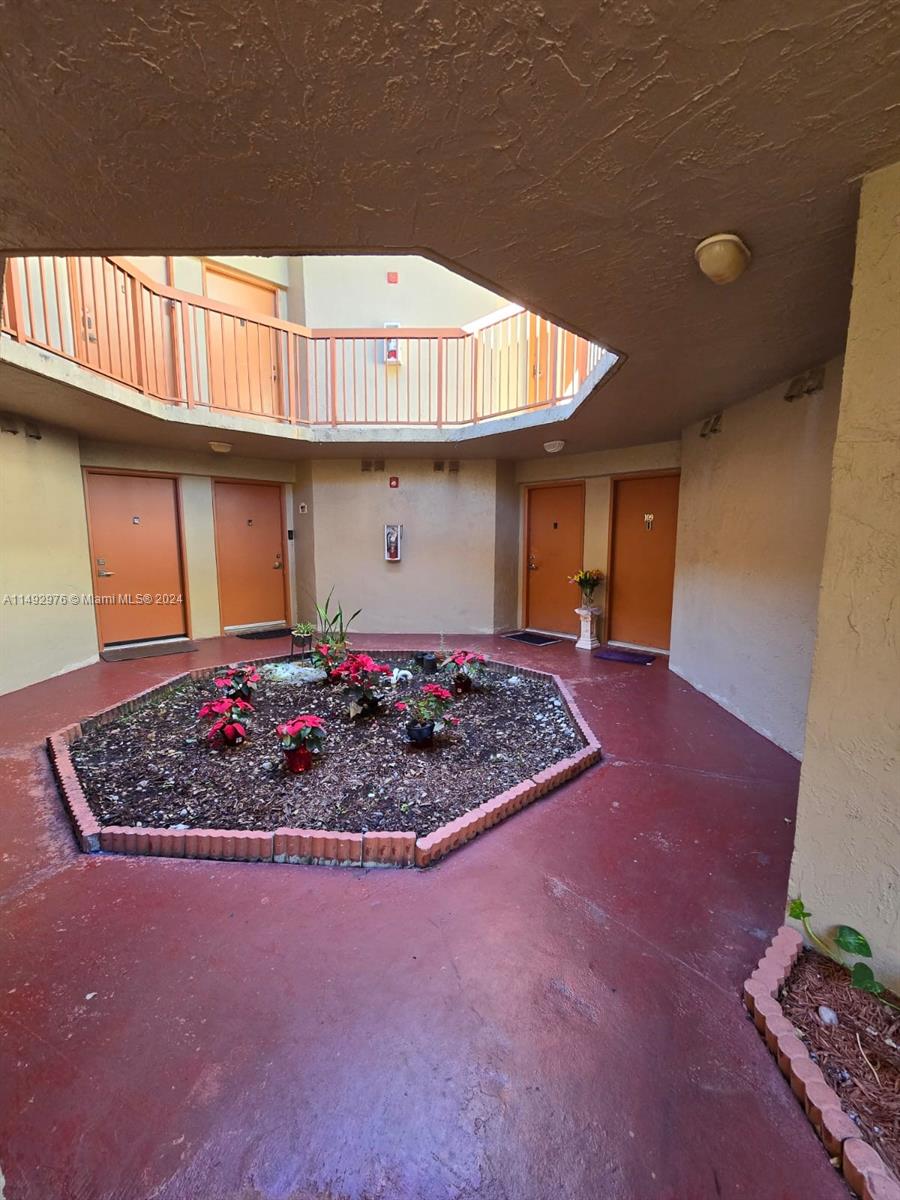 10229 NW 9th St Cir Unit: 110-2