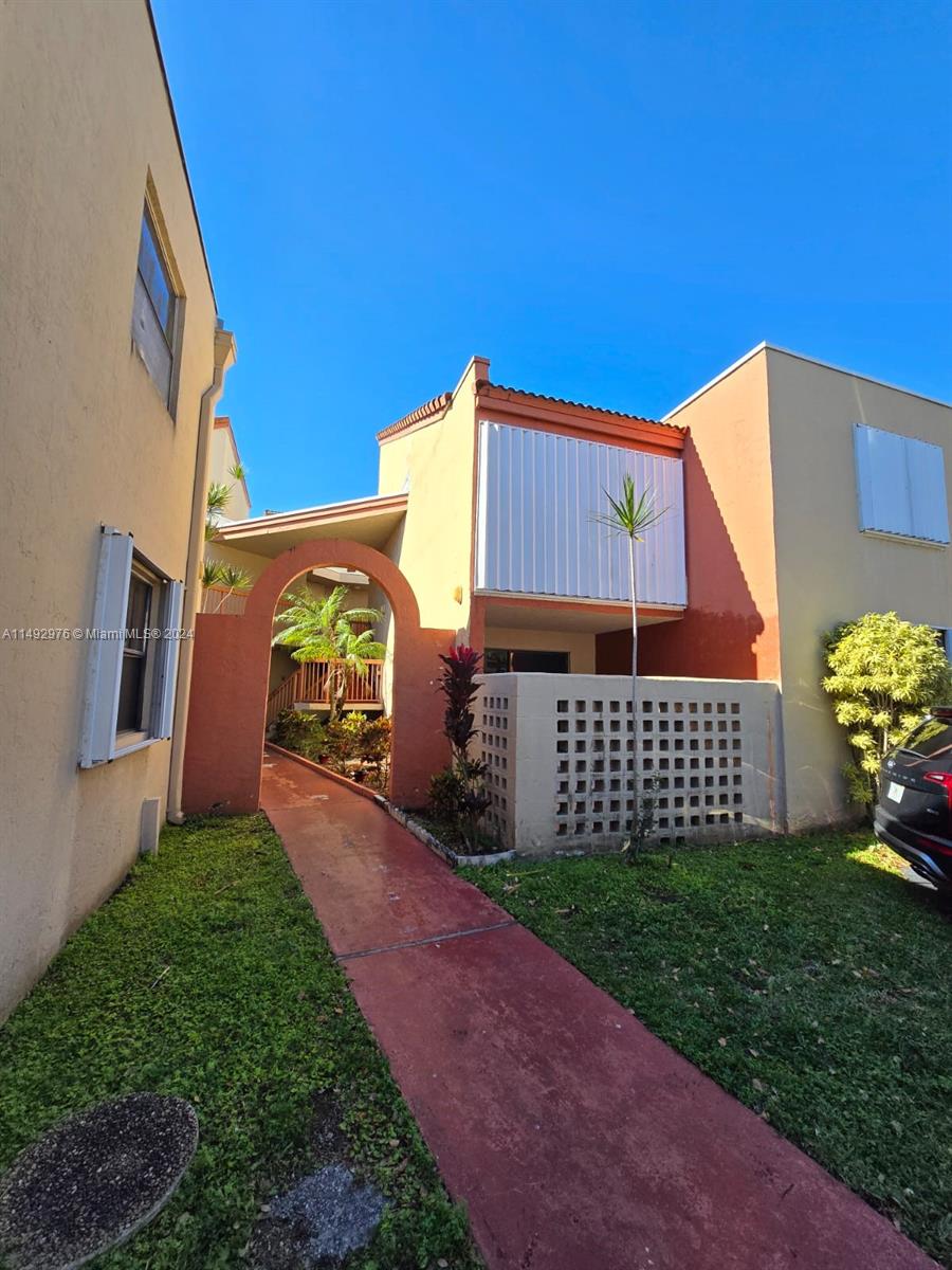 10229 NW 9th St Cir Unit: 110-2