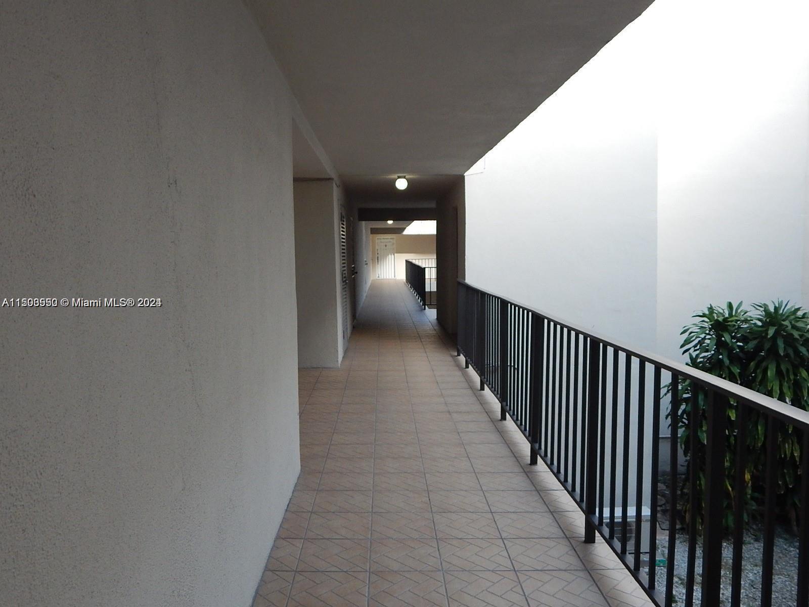 5501 NW 7th St Unit: E212