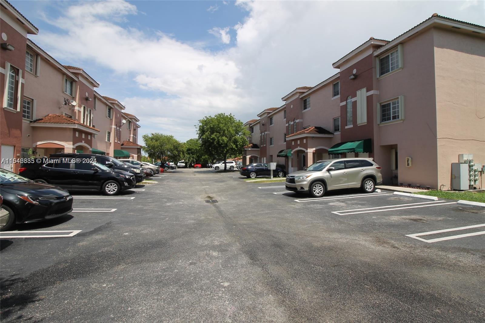 12005 SW 14th St # D Unit: 407-D