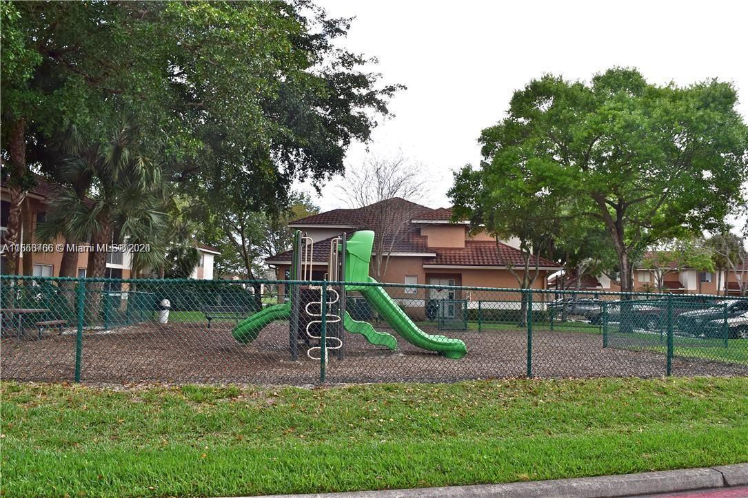 710 NW 92nd Ave # 710