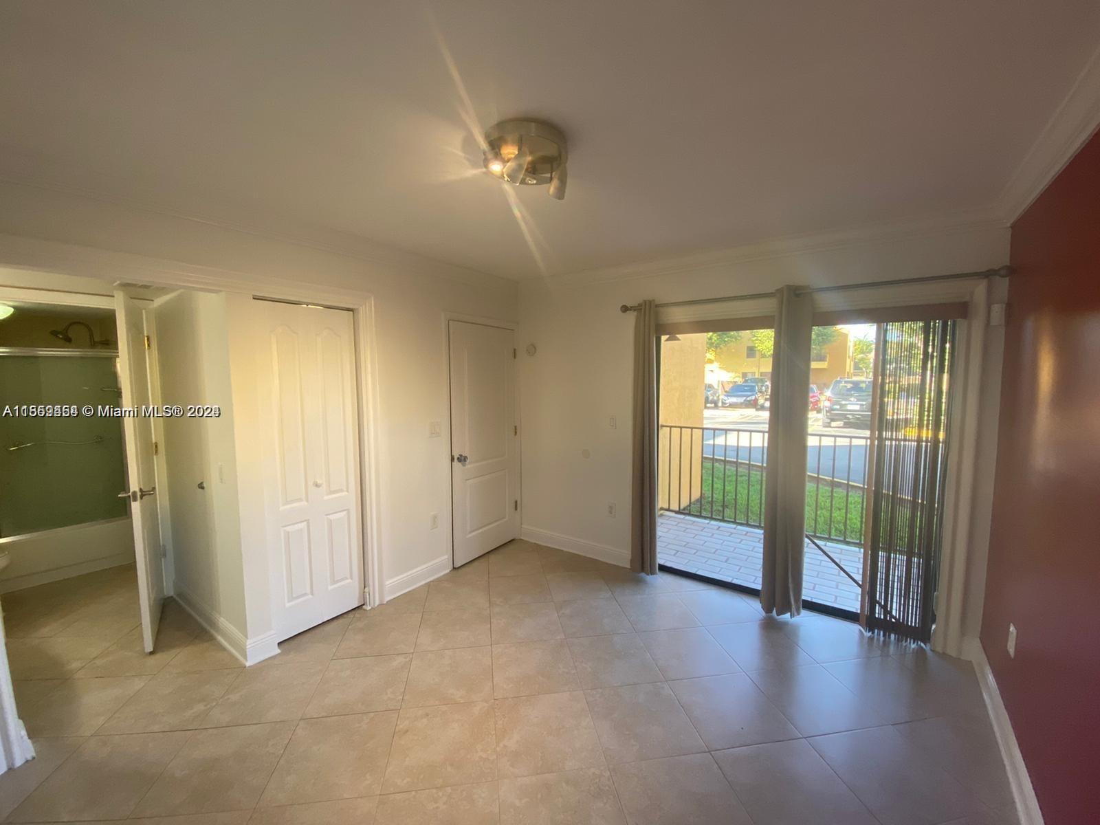 536 NW 114th Ave # 101
